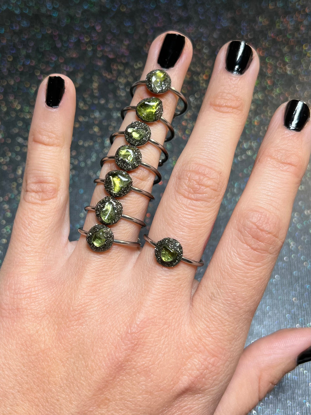✨Peridot & pyrite rings - thin bands✨